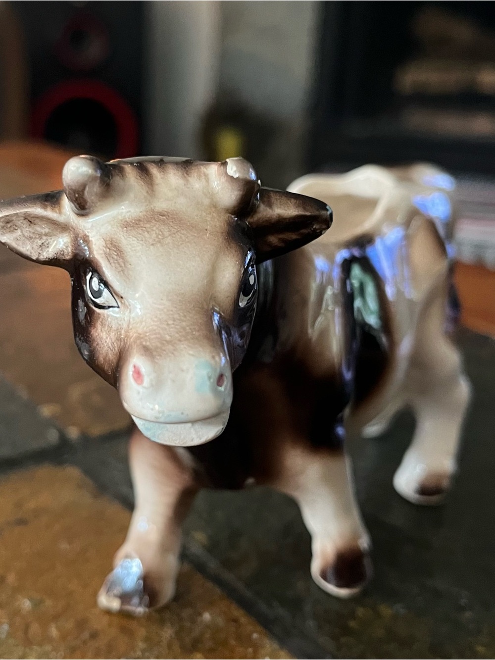 Vintage Ceramic Cow Figurine in Brown and Cream - Picture 3 of 13